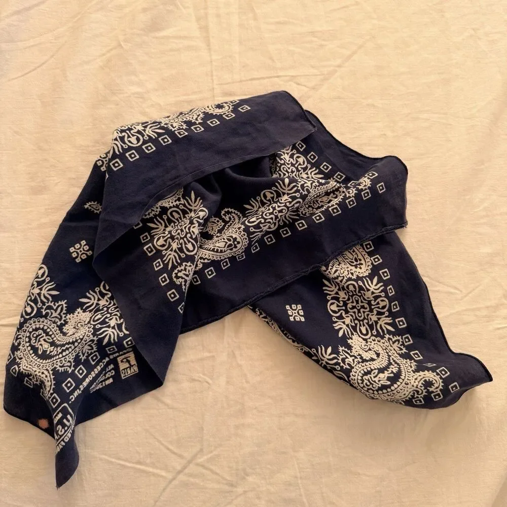 Vintage Paris Accessories Inc Bandana Navy Blue Paisley RN 13960 Made in USA